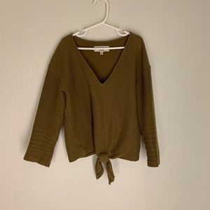 Madewell texture and thread top, olive green